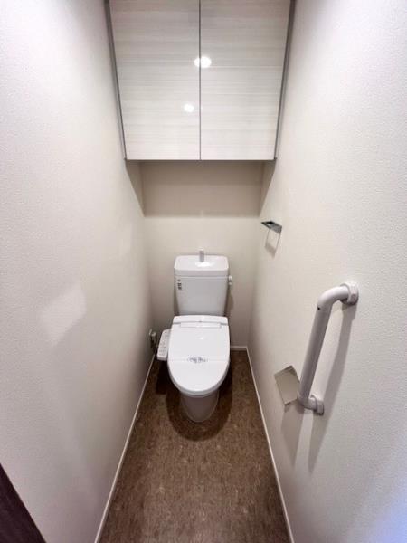 トイレ　清潔感のあるトイレです