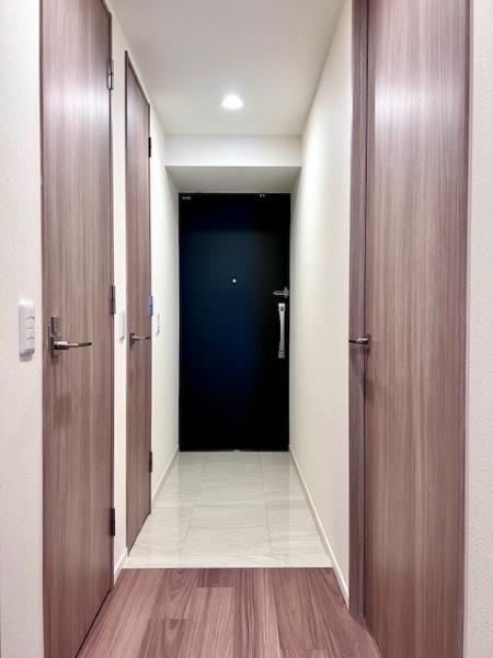 玄関　落ち着いた玄関です