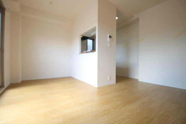 居室・リビング　※別室の参考写真の為、現況優先です。