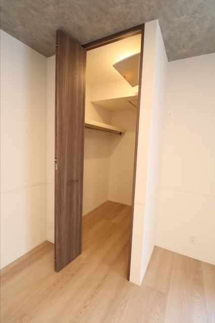 収納　ウォークインクローゼット