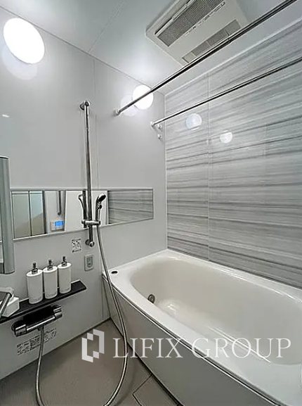 バス・シャワールーム　お風呂