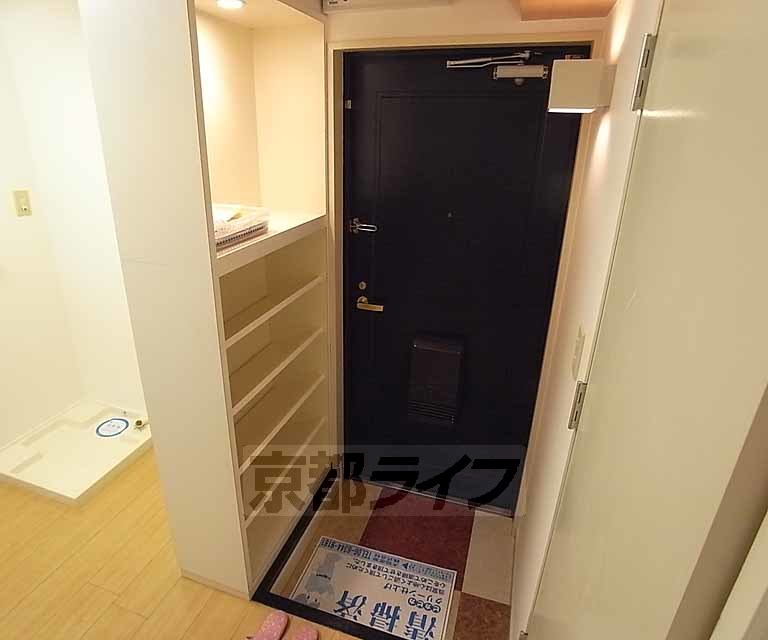 玄関　シューズボックス付きです。