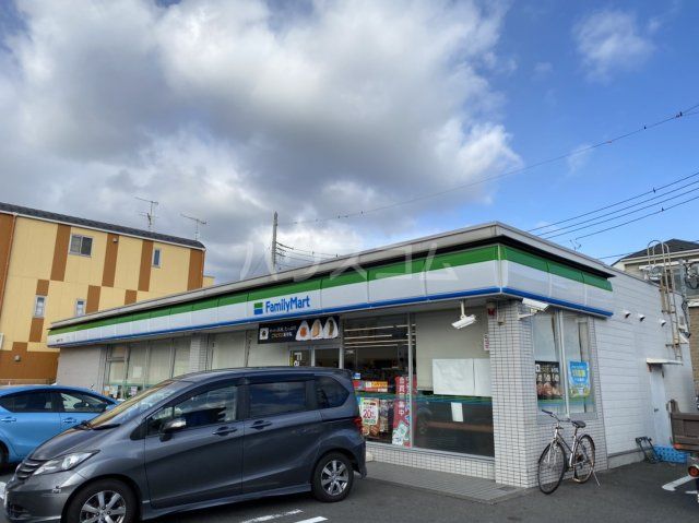 コンビニ　ファミリーマート 鵠沼海岸七丁目店（コンビニ）まで58m