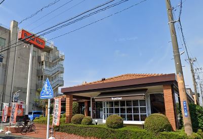 飲食店　ロイヤルホスト（飲食店）まで566m