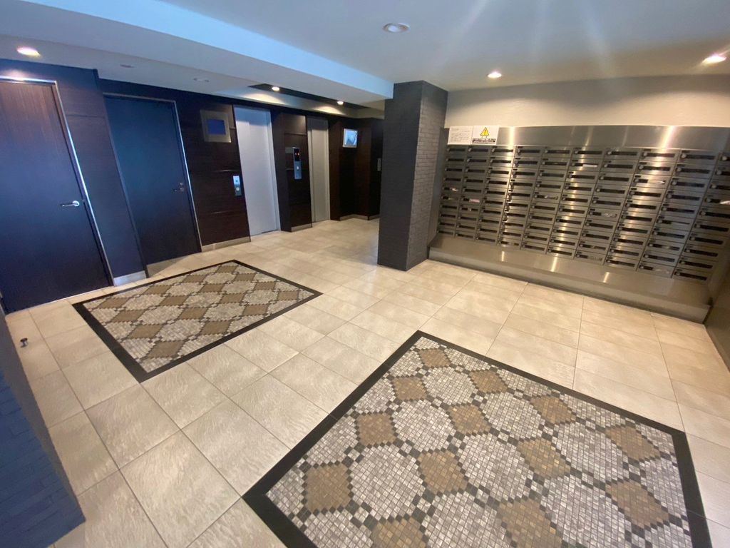 ロビー　エントランス