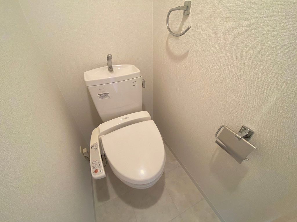 トイレ　トイレ