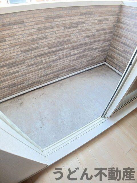 バルコニー　うどん県のお部屋探しはうどん不動産へ うどんちゃんとLINE