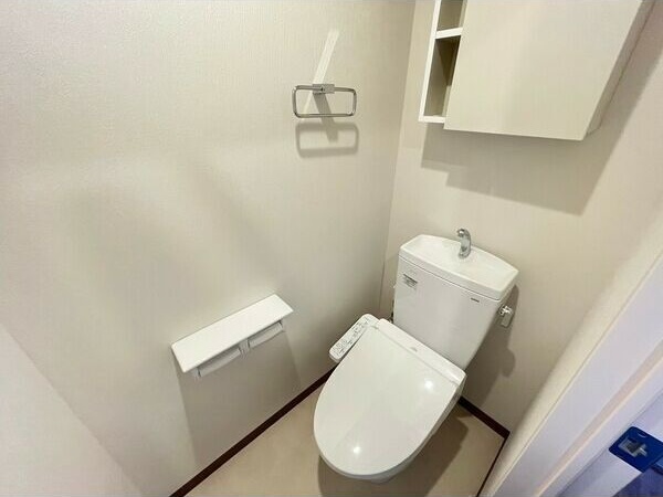 トイレ　名古屋で一番初期費用の安い賃貸専門の不動産会社です(^^)