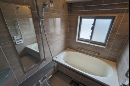 バス・シャワールーム　※こちらの写真は他部屋参考写真です