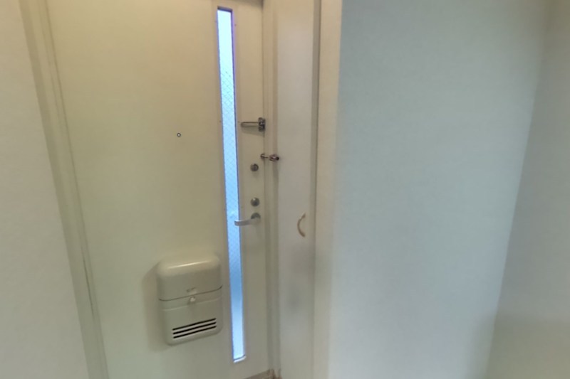 玄関　現況優先