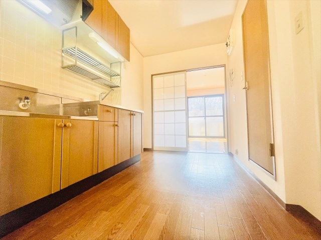 その他部屋・スペース　同一建物内２０６号室内装写真転載