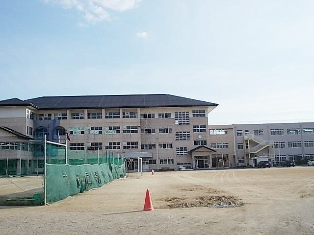 中学校　足利西中（中学校）まで650m