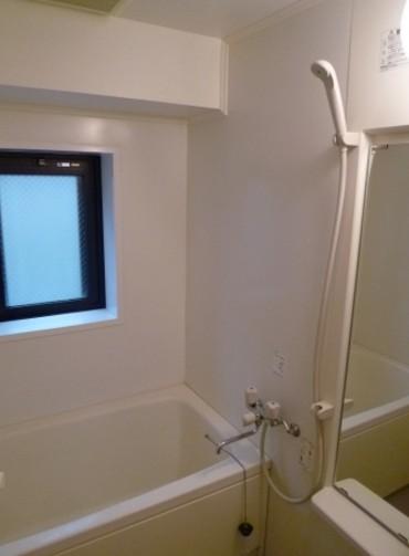 バス・シャワールーム　☆ゆっくりくつろげるお風呂☆