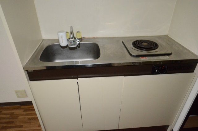 キッチン　壁付けキッチンでスペースを有効活用できます！