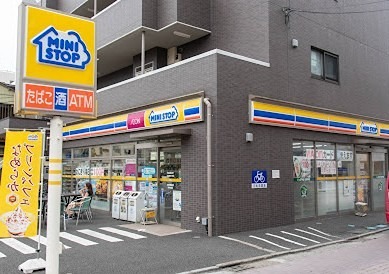 コンビニ　ミニストップ 足立梅島1丁目店（コンビニ）まで176m
