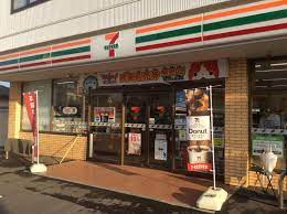 コンビニ　セブンイレブン 柏逆井店（コンビニ）まで497m