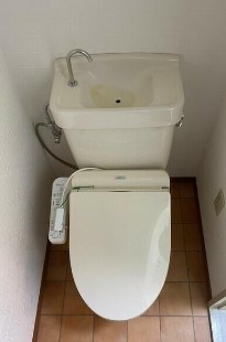 トイレ　トイレ