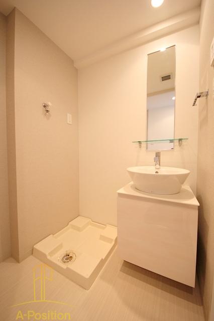 洗面設備　サムティ北梅田VESSEL（ヴェッセル）