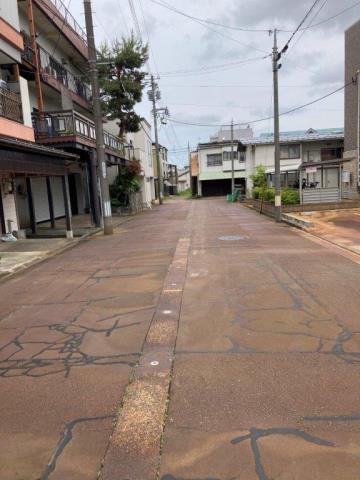 その他　前面道路（その他）まで0m