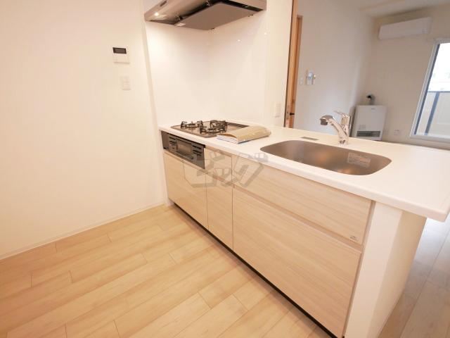 キッチン　※同タイプ他号室の参考画像です