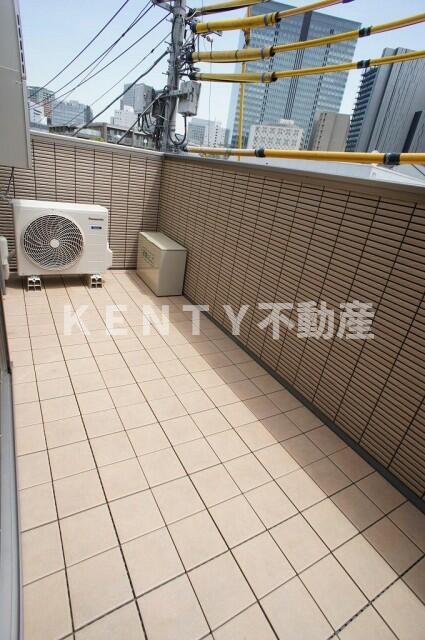 バルコニー　お洗濯にも便利なバルコニー付き