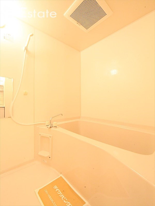 バス・シャワールーム　バスルーム