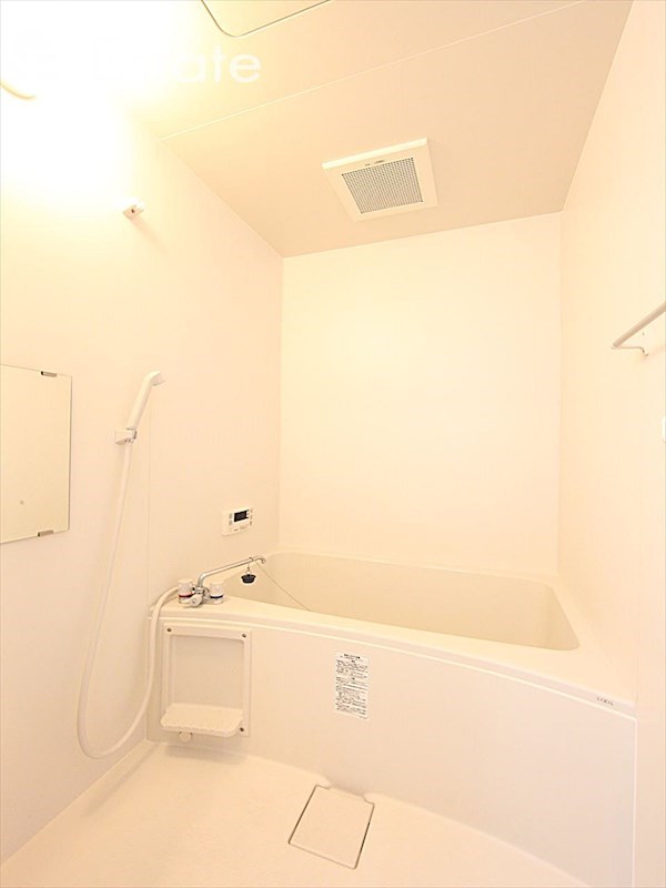 バス・シャワールーム　バスルーム