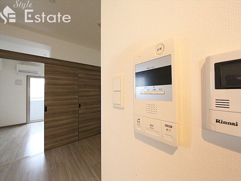 セキュリティ　モニター付きインターホン