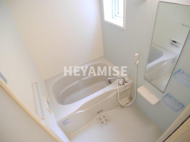 バス・シャワールーム　※同物件反転タイプの写真でございます※現況を優先します※