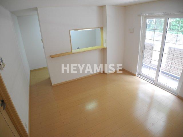 居室・リビング　※同物件反転タイプの写真でございます※現況を優先します※