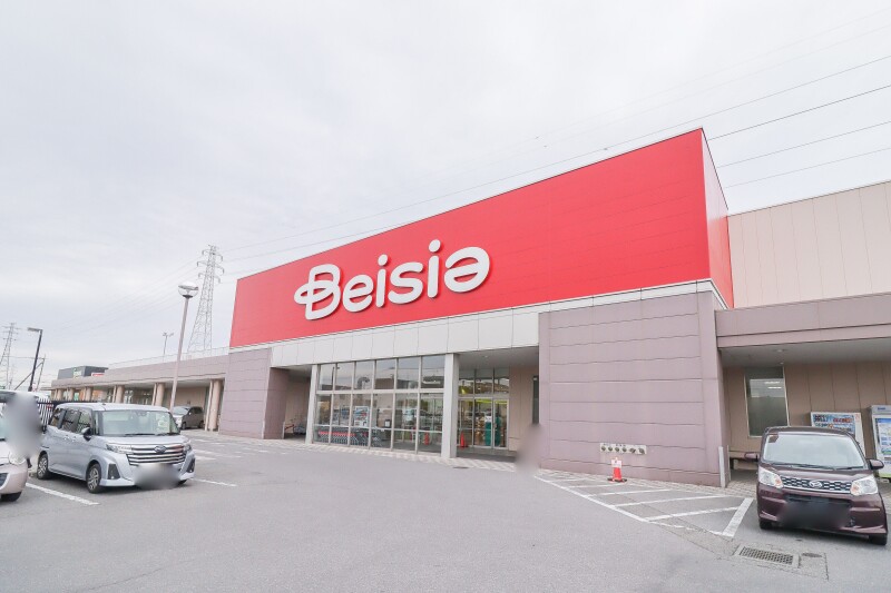 ショッピングセンター　ベイシア 西部モール店（ショッピングセンター）まで1180m