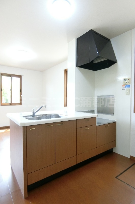 キッチン　同タイプ