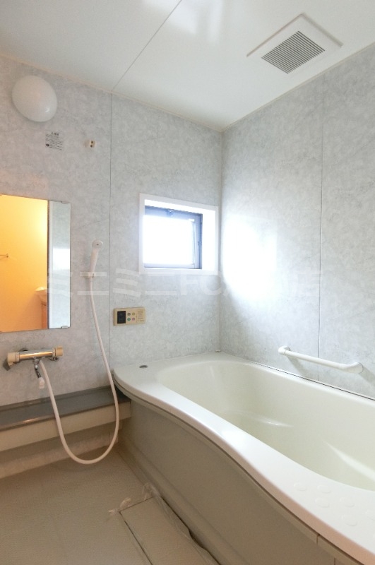 バス・シャワールーム　同タイプ