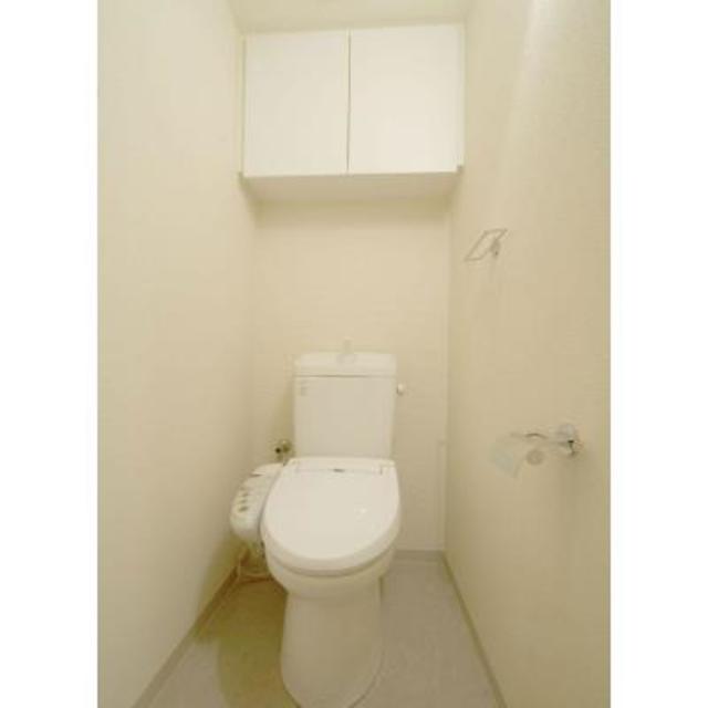 トイレ　※写真は同タイプ住戸です。