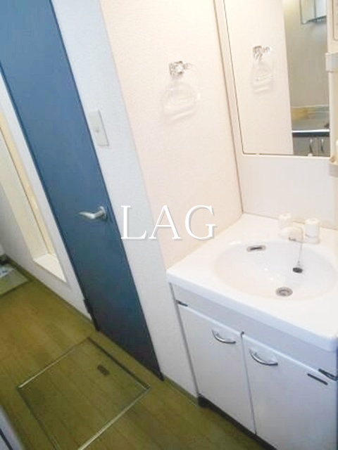 洗面設備　洗面台です。