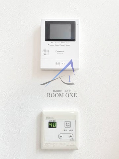 セキュリティ　モニター付きインターホンです。