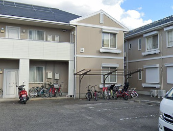 駐車場　駐車場があるので、車を買う予定の方も安心です