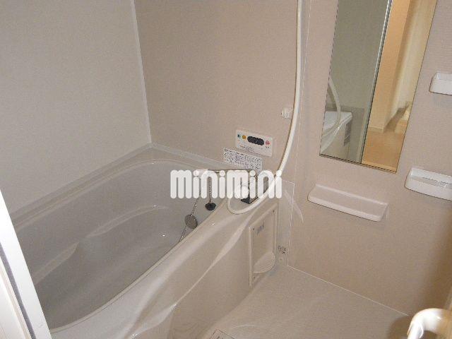 バス・シャワールーム　追炊き、浴室乾燥機付きのお風呂です。