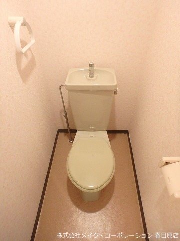 トイレ　写真は同型タイプ