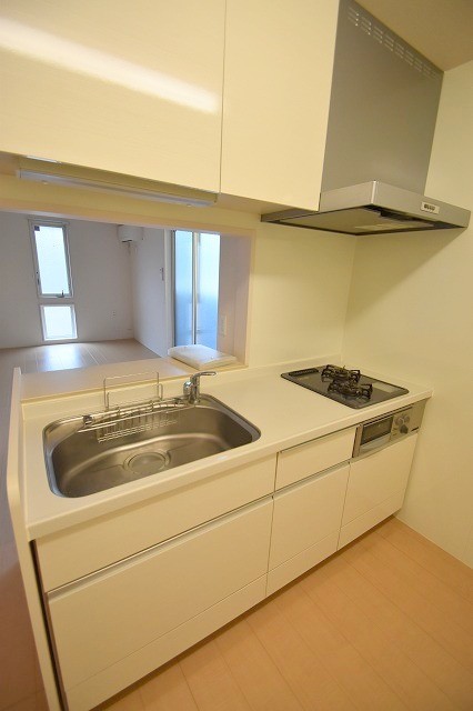 キッチン　2口対面システムキッチン