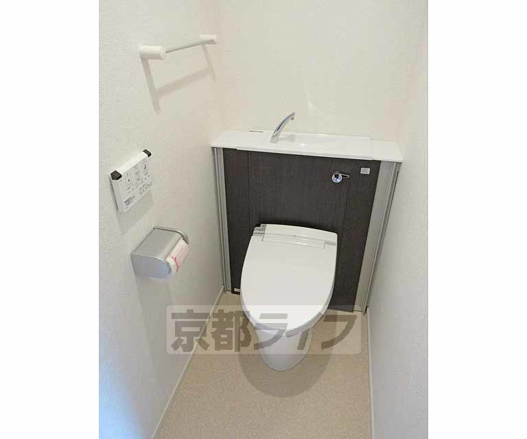 トイレ　ウォシュレット付きオシャレなトイレです！