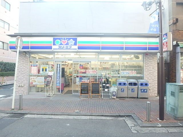 コンビニ　スリーエフ川崎南部市場前店（コンビニ）まで214m