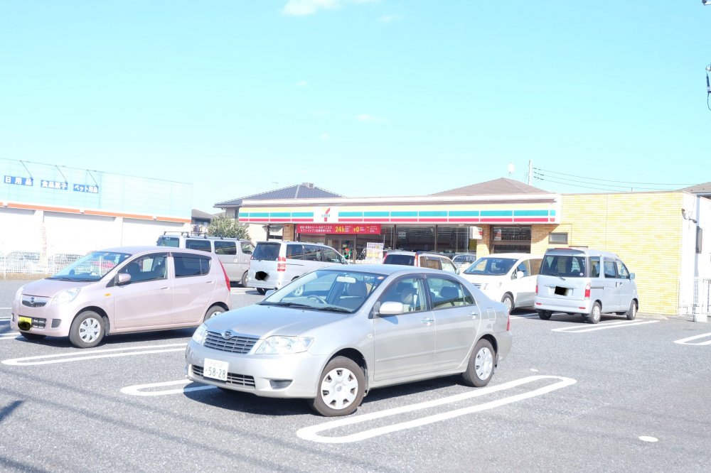 コンビニ　セブンイレブン千葉桜木町店（コンビニ）まで111m
