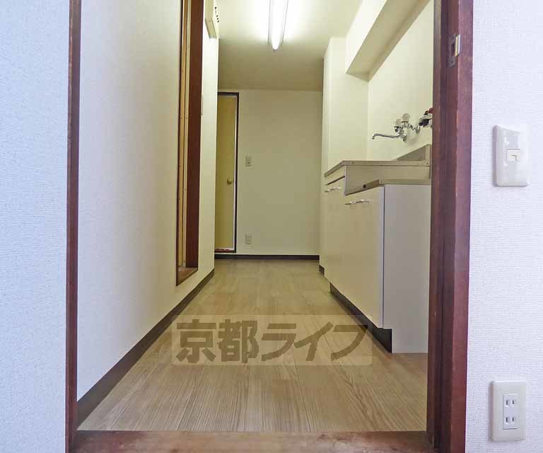 その他部屋・スペース　十分な広さの廊下です。