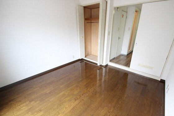 収納　※別室の写真です