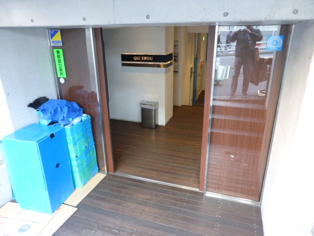 エントランス　エントランス