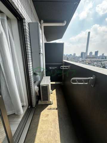 バルコニー　別階層の写真になります。