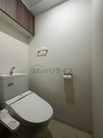 トイレ　別階層の写真になります。