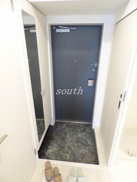 玄関　シューズＢＯＸ付きの玄関♪