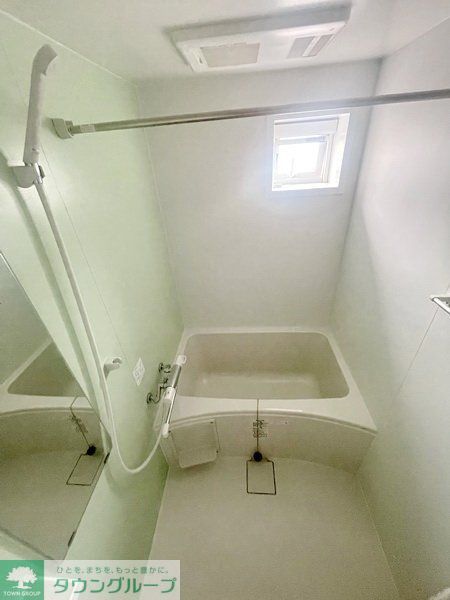 バス・シャワールーム　同物件別部屋写真